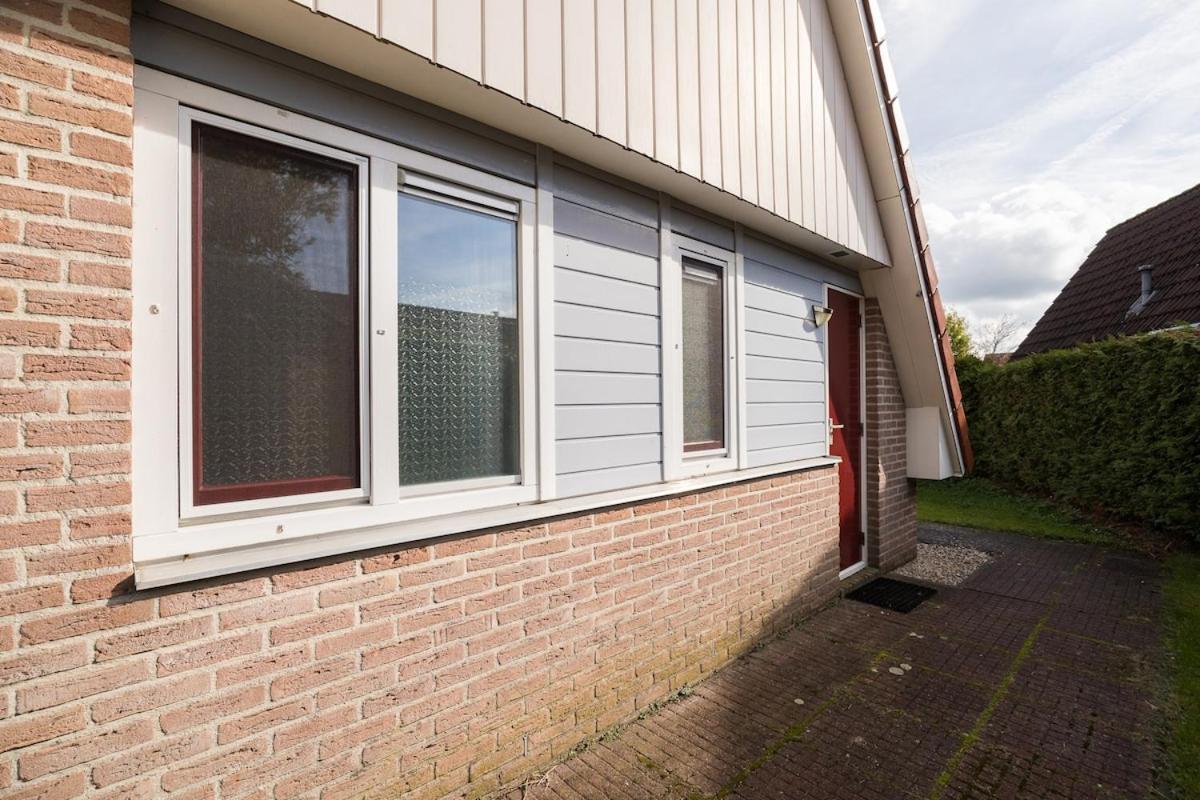 Kleine Zanglijster I Prachtig Huisje Nabij Bosrand Zwiggelte Extérieur photo