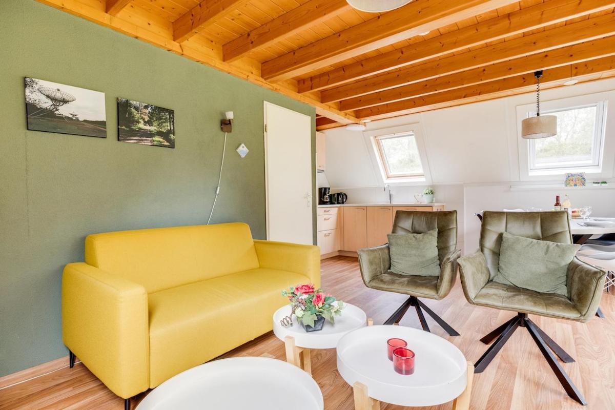 Kleine Zanglijster I Prachtig Huisje Nabij Bosrand Zwiggelte Extérieur photo